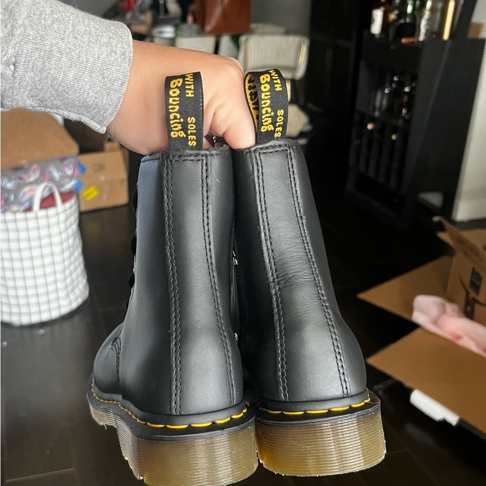 DOC MARTEN COMBAT BOOTS - Picture 3 of 5
